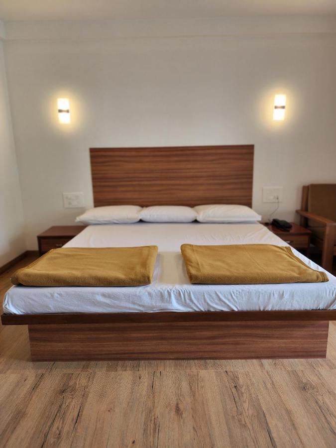 Hotel Regal Panhala Residency Extérieur photo